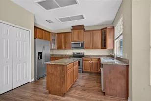 13026 Moss Park Ridge Dr, Orlando, FL 32832 - Photo 17