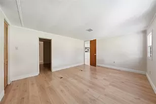 1096 Navajo Dr, Saint Cloud, FL 34771 - Photo 21