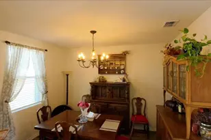 3070 Forrest Plum Ct, Zephyrhills, FL 33540 - Photo 15
