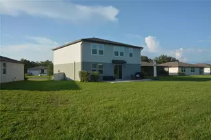 3070 Forrest Plum Ct, Zephyrhills, FL 33540 - Photo 7