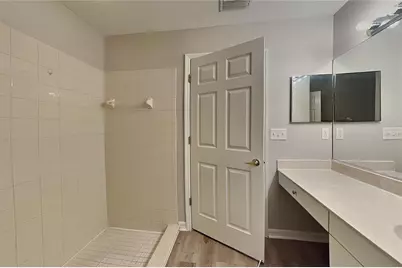 [Address not provided], Bradenton, FL 34203 - Photo 9