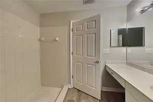 [Address not provided], Bradenton, FL 34203 - Photo 9