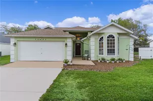 40045 Palm St, Lady Lake, FL 32159 - Photo 1
