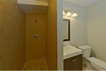 [Address not provided], Tampa, FL 33616 - Photo 9