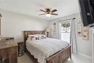 13221 Wild Duck Ct, Orlando, FL 32828 - Photo 9