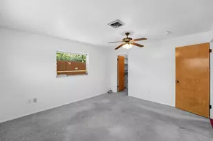 520 Center Rd, Venice, FL 34285 - Photo 35