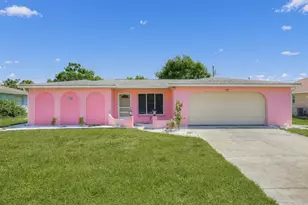 520 Center Rd, Venice, FL 34285 - Photo 1