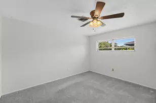 520 Center Rd, Venice, FL 34285 - Photo 37