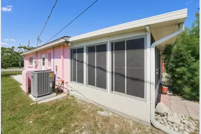 520 Center Road, Venice, FL 34285 - Photo 11