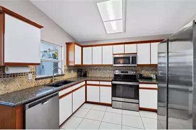 2619 Heron Landing Court, Orlando, FL 32837 - Photo 9