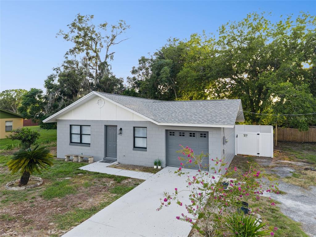 444 S Hawthorne Ave - 444 S Hawthorne Ave, Apopka, FL 32703 Luxury Property | Jose Angel Pina