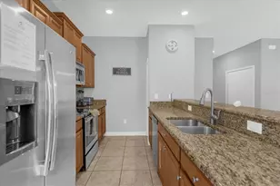 2933 Banana Palm Dr, Kissimmee, FL 34747 - Photo 9