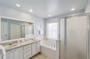 3805 Laurel View Dr, Kissimmee, FL 34744 - Photo 17