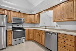 1022 Ward Cir, Oviedo, FL 32765 - Photo 15