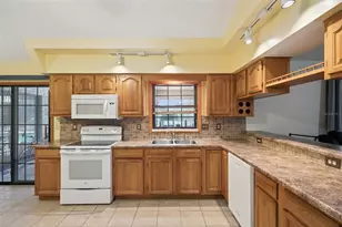 1302 Lydia Dr, Deltona, FL 32725 - Photo 21