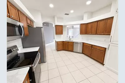 15430 Lake Bella Vista Drive, Tampa, FL 33625 - Photo 7