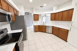 15430 Lake Bella Vista Dr, Tampa, FL 33625 - Photo 7
