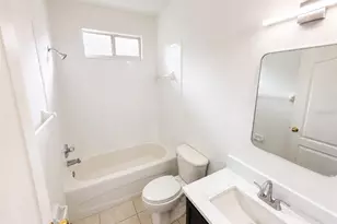 15430 Lake Bella Vista Dr, Tampa, FL 33625 - Photo 19