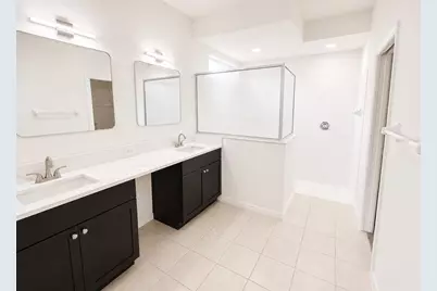 15430 Lake Bella Vista Drive, Tampa, FL 33625 - Photo 13