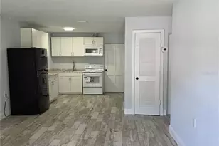 2205 1/2 S Park Ave, Sanford, FL 32771 - Photo 5
