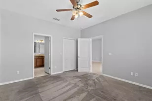 909 Woods Landing Dr, Minneola, FL 34715 - Photo 13