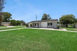 110 Tangerine Ct, Kissimmee, FL 34743 - Photo 3