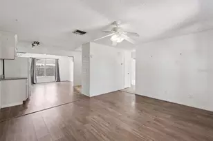 110 Tangerine Ct, Kissimmee, FL 34743 - Photo 7