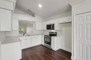989 Little Creek Rd, Orlando, FL 32825 - Photo 5