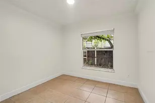 989 Little Creek Rd, Orlando, FL 32825 - Photo 9