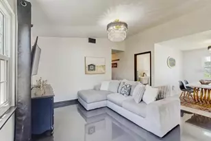 4210 Olive Ave, Sarasota, FL 34231 - Photo 3