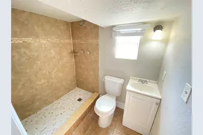 812 W Livingston Street #B, Orlando, FL 32805 - Photo 11