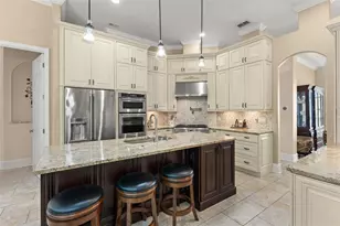 5119 Keeneland Cir, Orlando, FL 32819 - Photo 11