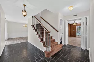 60 Oakleigh Ln, Maitland, FL 32751 - Photo 3