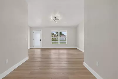 380 Buttonwood Drive, Kissimmee, FL 34743 - Photo 3