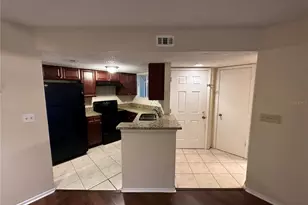 1940 Lake Atriums Cir, Orlando, FL 32839 - Photo 9