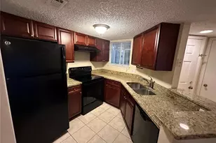1940 Lake Atriums Cir, Orlando, FL 32839 - Photo 5