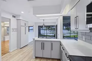 4572 N Lake Orlando Pkwy, Orlando, FL 32808 - Photo 15