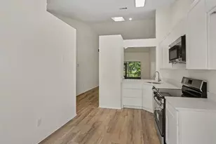 84 Lakepointe Cir, Kissimmee, FL 34743 - Photo 5