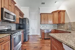 4512 Bridgewater Dr, Orlando, FL 32817 - Photo 7