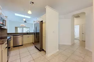 1047 Kelly Creek Cir, Oviedo, FL 32765 - Photo 9