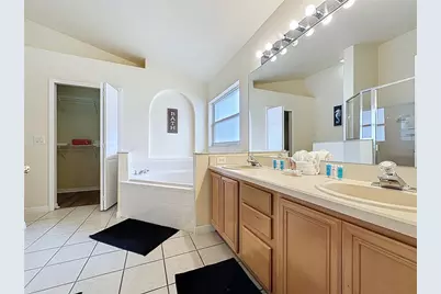 2615 Summer Creek Drive, Kissimmee, FL 34747 - Photo 45