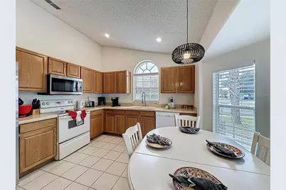 2615 Summer Creek Drive, Kissimmee, FL 34747 - Photo 19