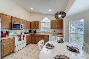 2615 Summer Creek Dr, Kissimmee, FL 34747 - Photo 19