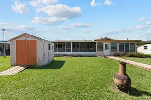 1630 Paradise Ln, Astor, FL 32102 - Photo 13