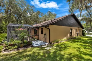 202 Pebble Ct, Deltona, FL 32725 - Photo 5