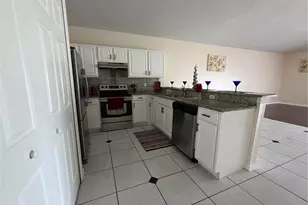 1074 Universal Rest Pl, Kissimmee, FL 34744 - Photo 11