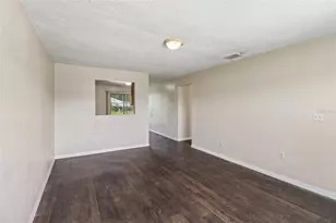384 Cocoa Ct, Kissimmee, FL 34758 - Photo 7