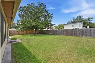 1437 Mona Dr, Kissimmee, FL 34744 - Photo 5