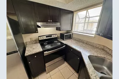 1972 Lake Atriums Circle #199, Orlando, FL 32839 - Photo 1