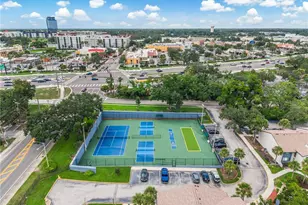 4 Escondido Cir, Altamonte Springs, FL 32701 - Photo 5